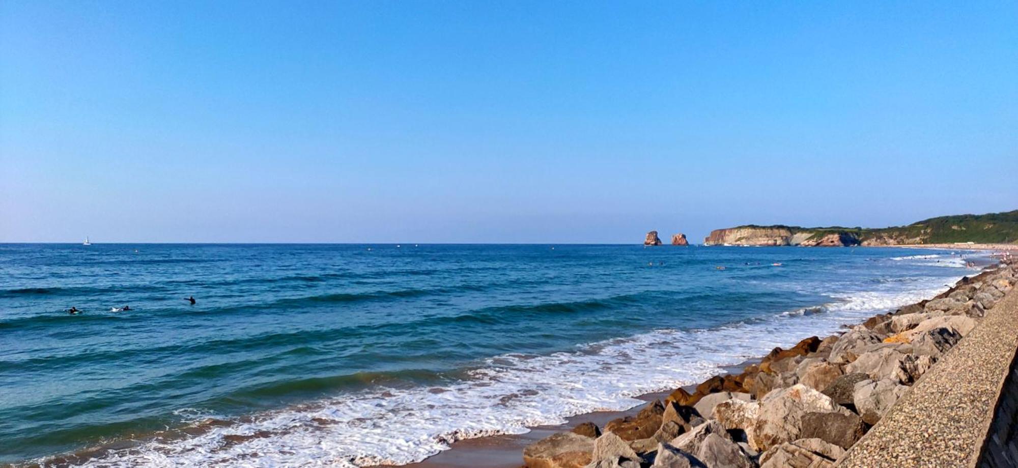 Relax, Silencio Y Sol En El Jardin Daire Hendaye Oda fotoğraf